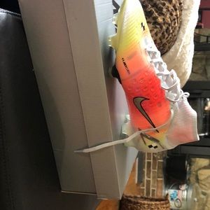 Nike superfly 8 elite  soccer cleats. Women’s 8.5